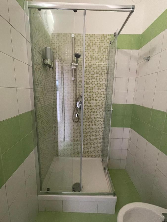 La Finestra Sul Mare B&B 克罗托内 外观 照片