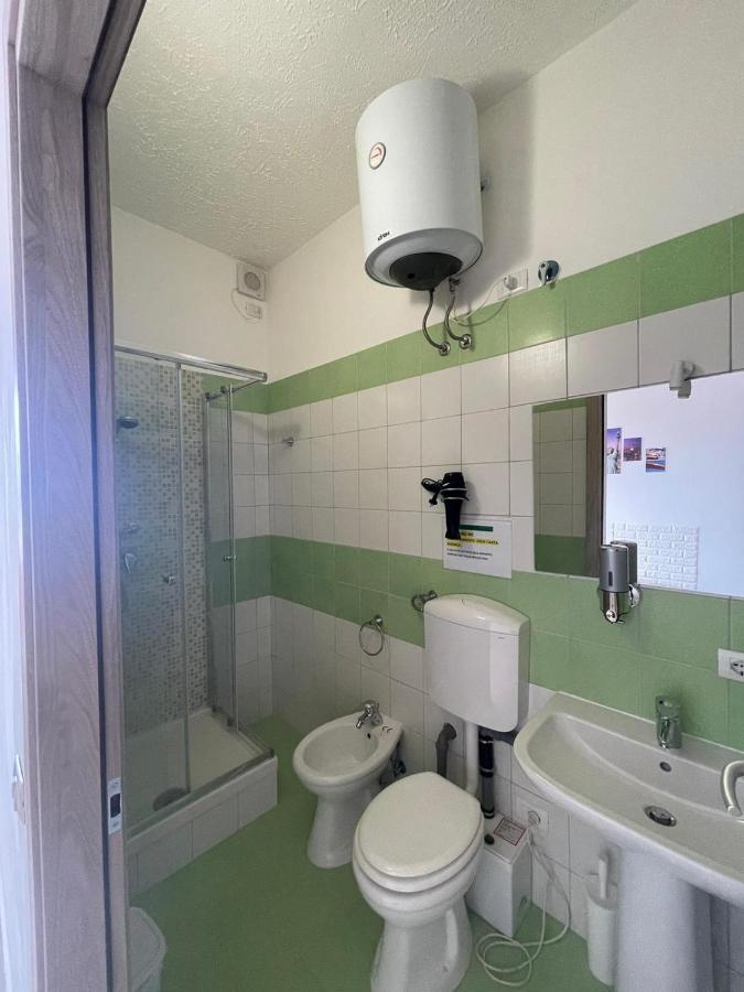 La Finestra Sul Mare B&B 克罗托内 外观 照片
