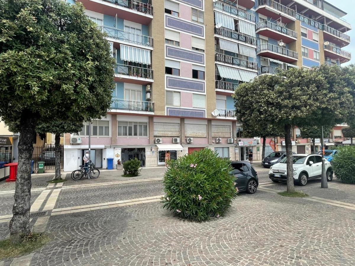 La Finestra Sul Mare B&B 克罗托内 外观 照片