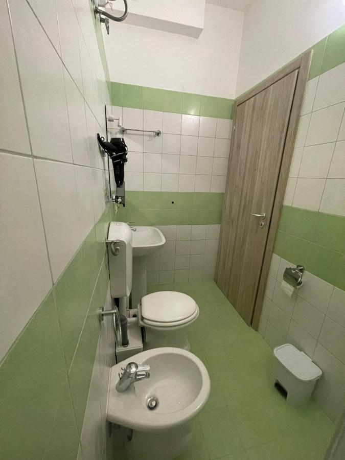 La Finestra Sul Mare B&B 克罗托内 外观 照片