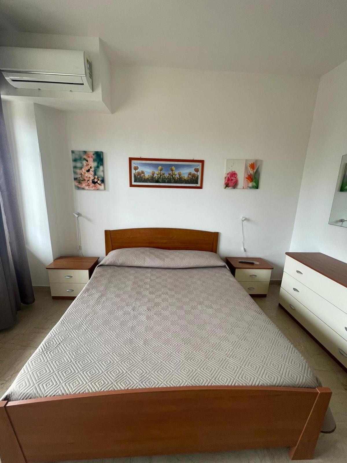 La Finestra Sul Mare B&B 克罗托内 外观 照片